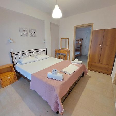 Vessarios Apartment Nikiana Bagian luar foto