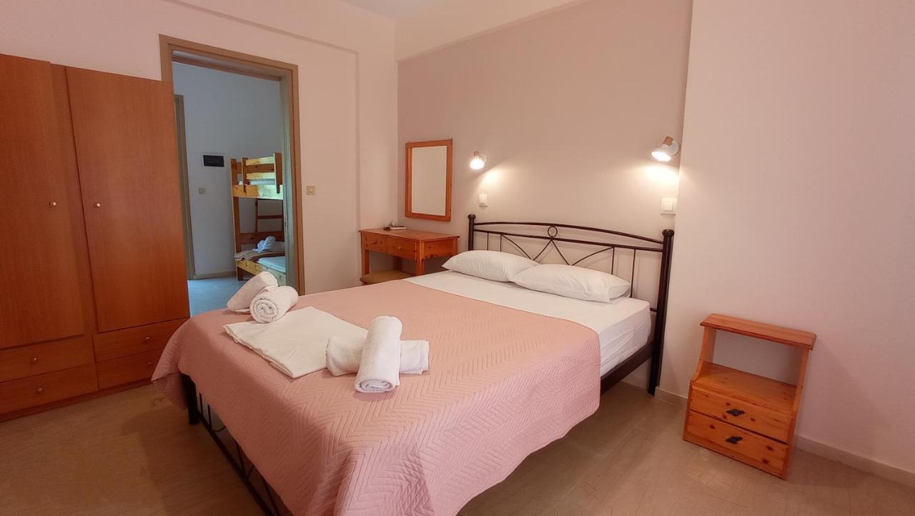 Vessarios Apartment Nikiana Bagian luar foto