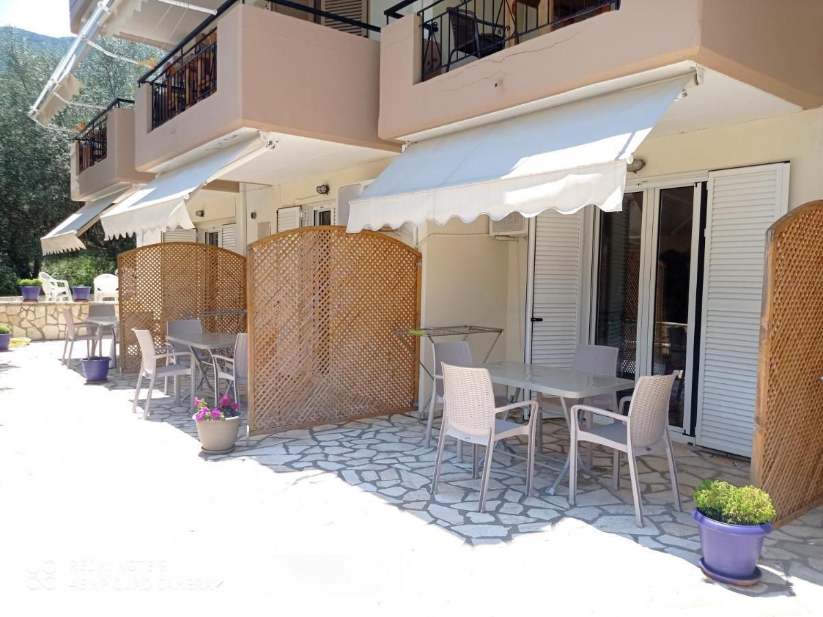 Vessarios Apartment Nikiana Bagian luar foto
