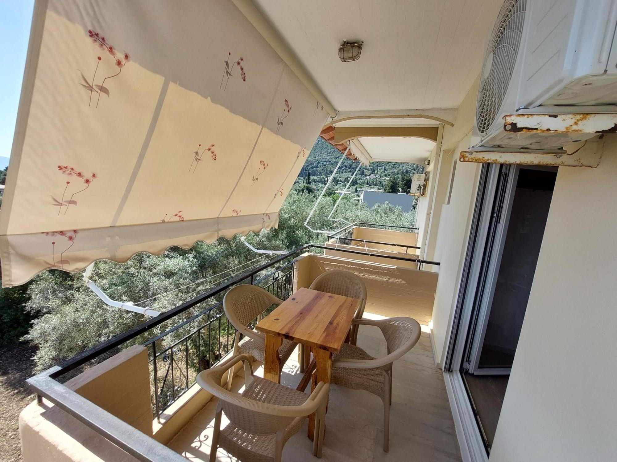 Vessarios Apartment Nikiana Bagian luar foto