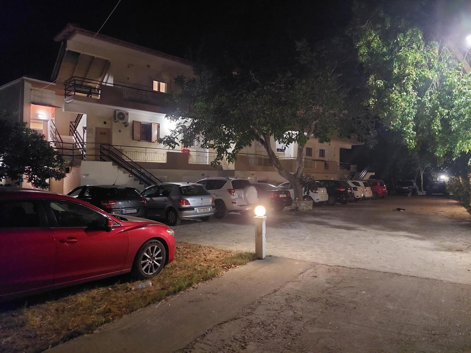Vessarios Apartment Nikiana Bagian luar foto